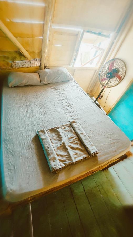 Hostal פלאיה בלנקה מראה חיצוני תמונה