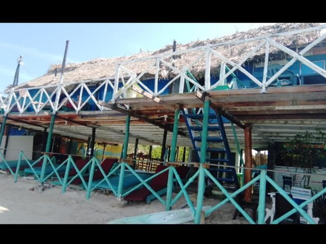 Hostal פלאיה בלנקה מראה חיצוני תמונה