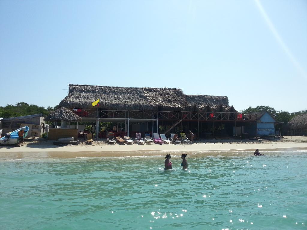 Hostal פלאיה בלנקה מראה חיצוני תמונה