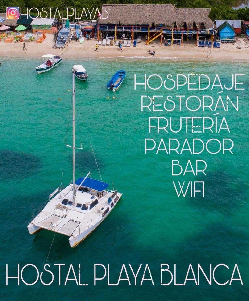 Hostal פלאיה בלנקה מראה חיצוני תמונה